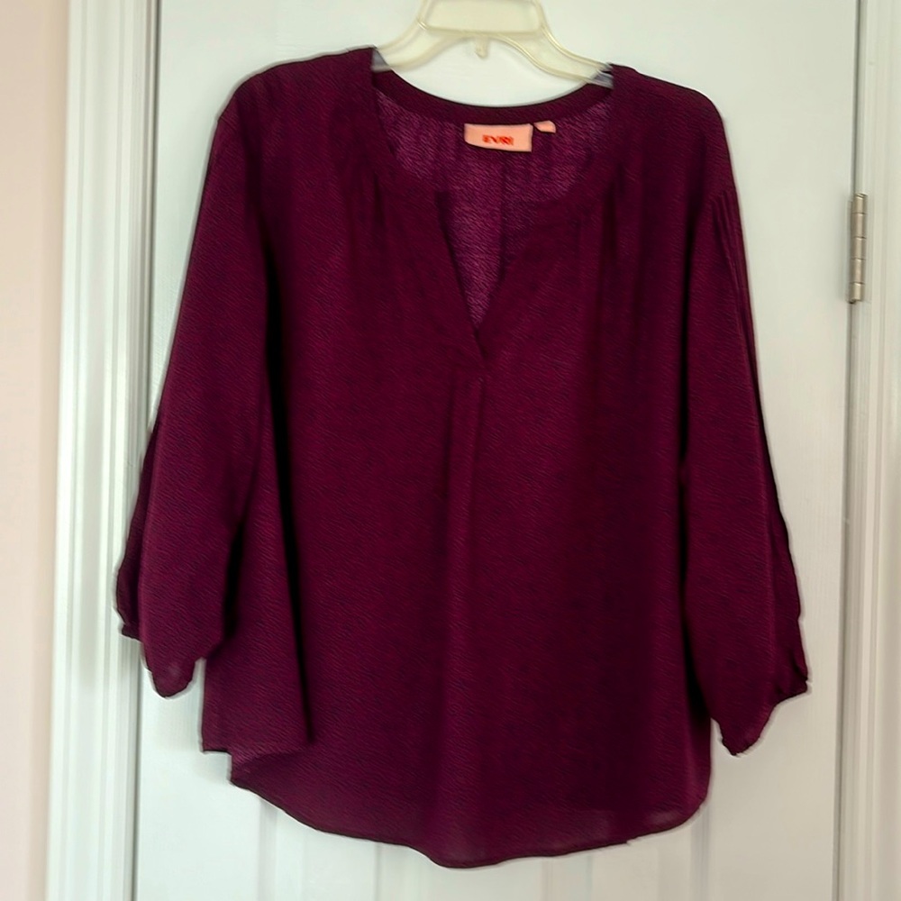 EVRI BLOUSE - Wine/Black 3/4 Pouf Sleeves in Size 1X